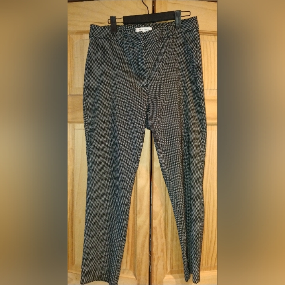 Women's White House Black Market Black and White Patterned Stretchy Pants